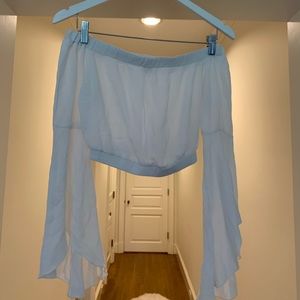 LF WHITE FLOWY OFF THE SHOULDER CROP TOP